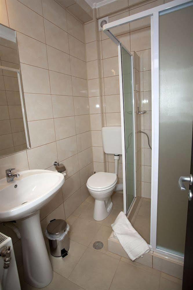 Hotel Terra Oradea Ngoại thất bức ảnh
