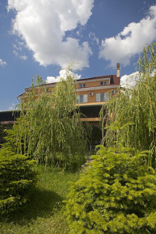 Hotel Terra Oradea Ngoại thất bức ảnh